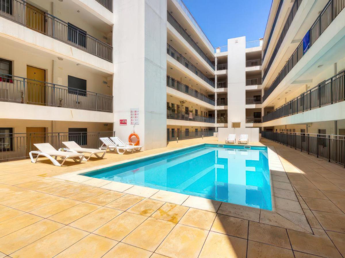 Center Location, Ac, Swimming Pool, And Parking Lägenhet Olhão Exteriör bild